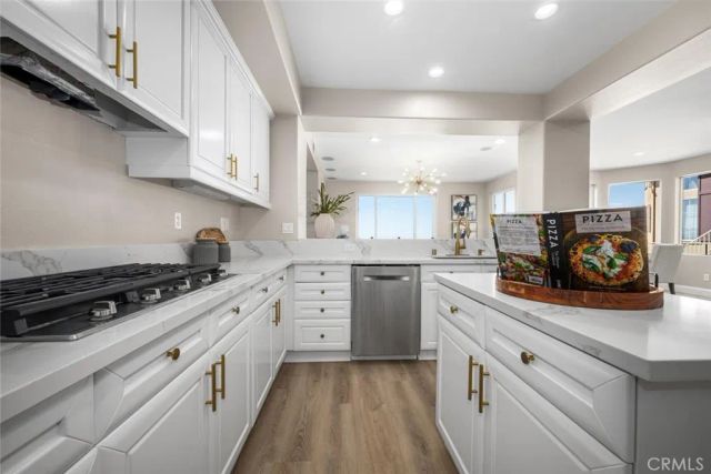 2212 Sea Ridge, Signal Hill, CA 90755