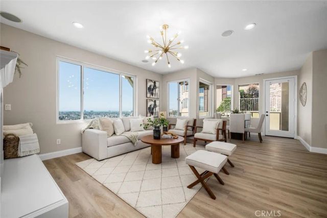 2212 Sea Ridge, Signal Hill, CA 90755