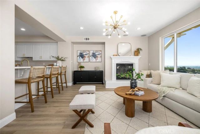 2212 Sea Ridge, Signal Hill, CA 90755
