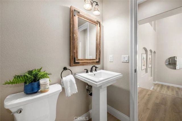2212 Sea Ridge, Signal Hill, CA 90755