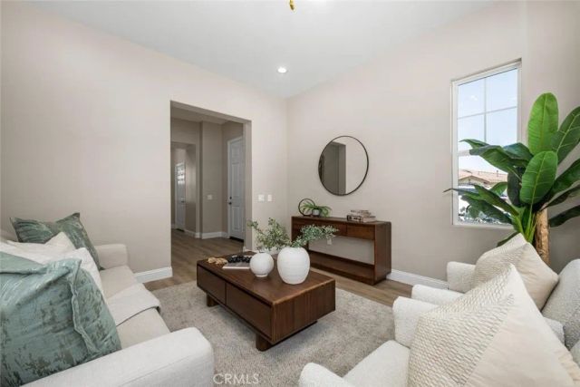 2212 Sea Ridge, Signal Hill, CA 90755