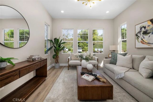 2212 Sea Ridge, Signal Hill, CA 90755