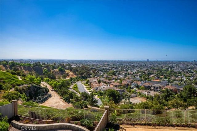 2212 Sea Ridge, Signal Hill, CA 90755