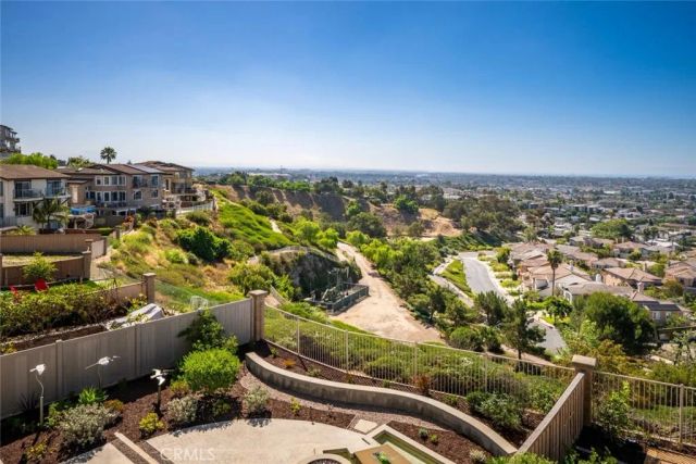 2212 Sea Ridge, Signal Hill, CA 90755