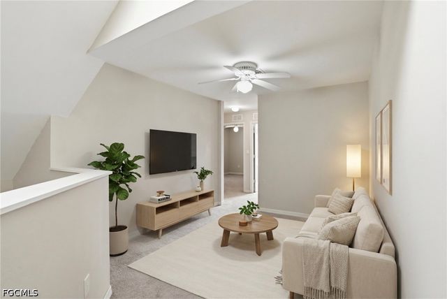 4263 Covey CIR 16B, Naples, FL 34109