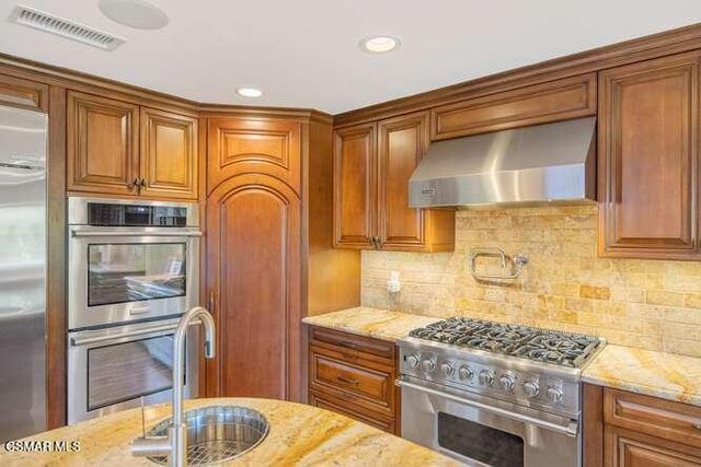 1030 Brookview Avenue, Westlake Village, CA 91361