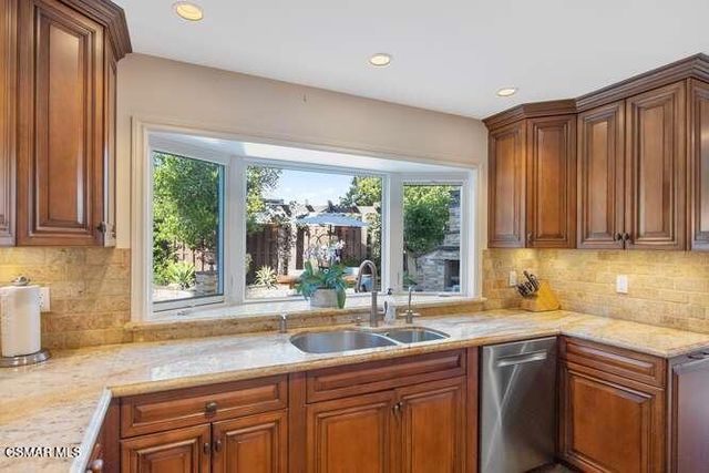 1030 Brookview Avenue, Westlake Village, CA 91361