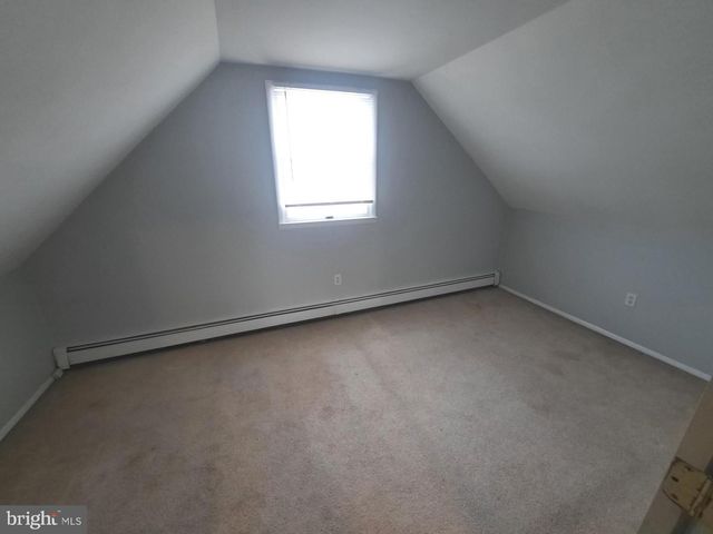 35 VIKING LN, Levittown, PA 19054