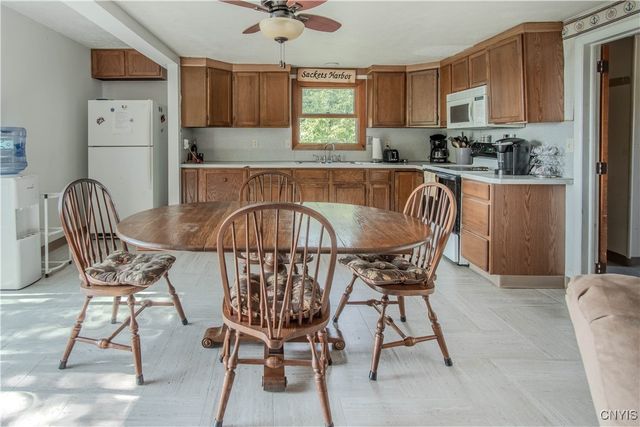 17619 Hy Knoll Drive, Hounsfield, NY 13685