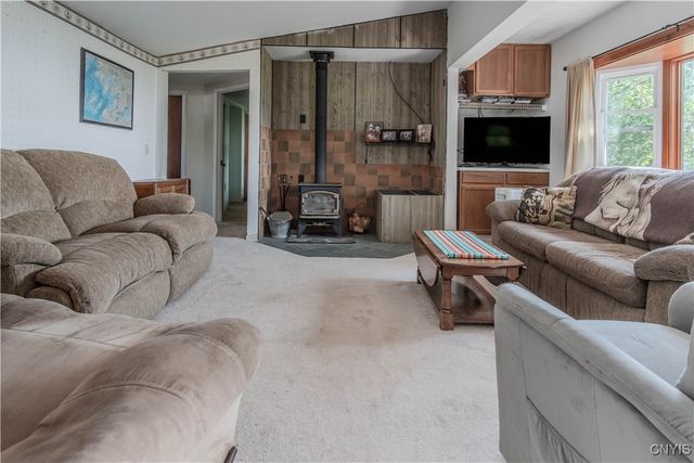 17619 Hy Knoll Drive, Hounsfield, NY 13685