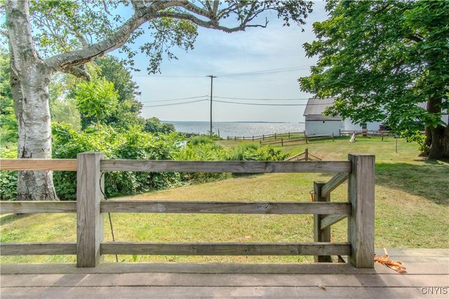 17619 Hy Knoll Drive, Hounsfield, NY 13685