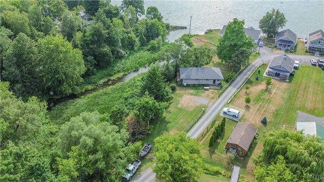 17619 Hy Knoll Drive, Hounsfield, NY 13685