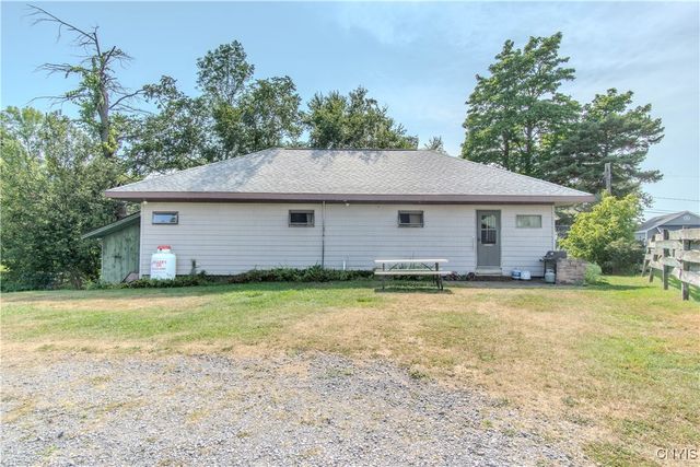 17619 Hy Knoll Drive, Hounsfield, NY 13685