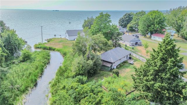 17619 Hy Knoll Drive, Hounsfield, NY 13685