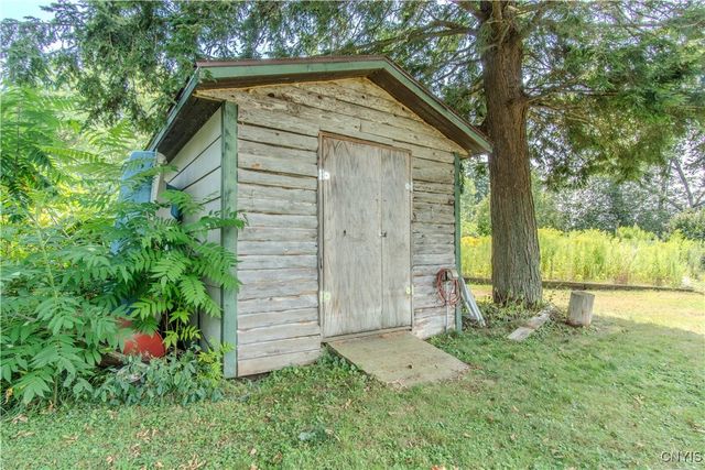 17619 Hy Knoll Drive, Hounsfield, NY 13685