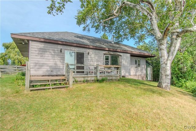 17619 Hy Knoll Drive, Hounsfield, NY 13685