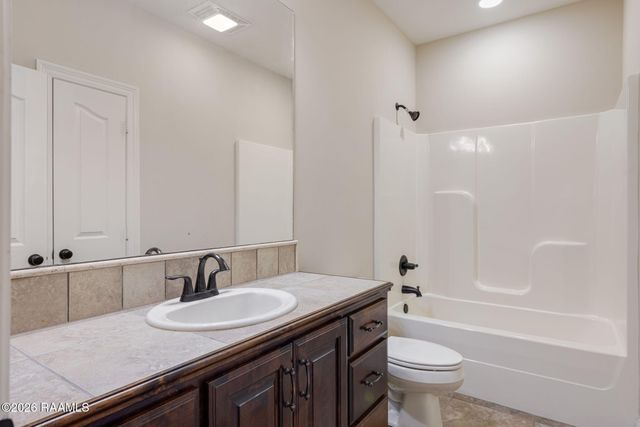 1424 Leed Champagne Road, St. Martinville, LA 70582