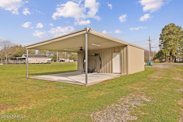 1424 Leed Champagne Road, St. Martinville, LA 70582