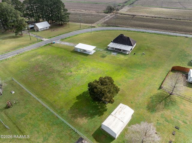 1424 Leed Champagne Road, St. Martinville, LA 70582