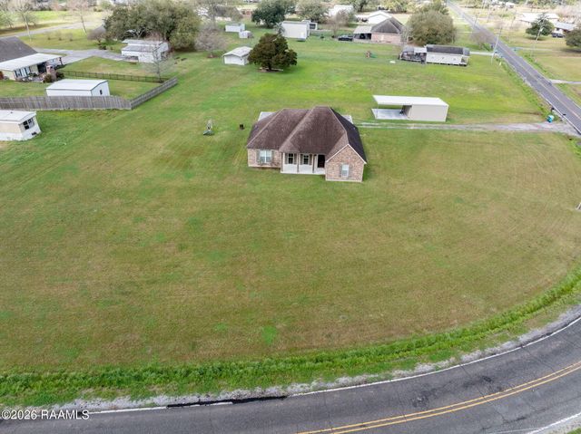 1424 Leed Champagne Road, St. Martinville, LA 70582