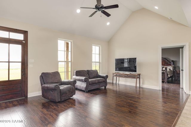 1424 Leed Champagne Road, St. Martinville, LA 70582