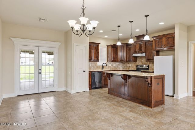 1424 Leed Champagne Road, St. Martinville, LA 70582