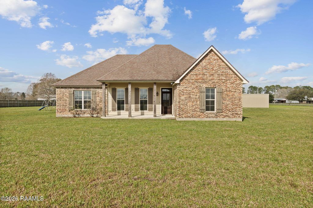 1424 Leed Champagne Road, St. Martinville, LA 70582