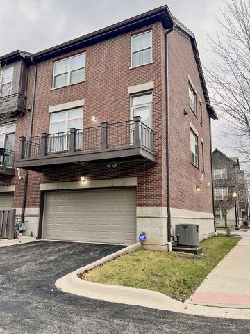742 Summit Lane, Vernon Hills, IL 60061