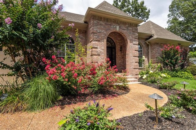 9650 WHITE SPRUCE DR, Lakeland, TN 38002