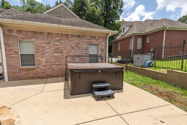 9650 WHITE SPRUCE DR, Lakeland, TN 38002