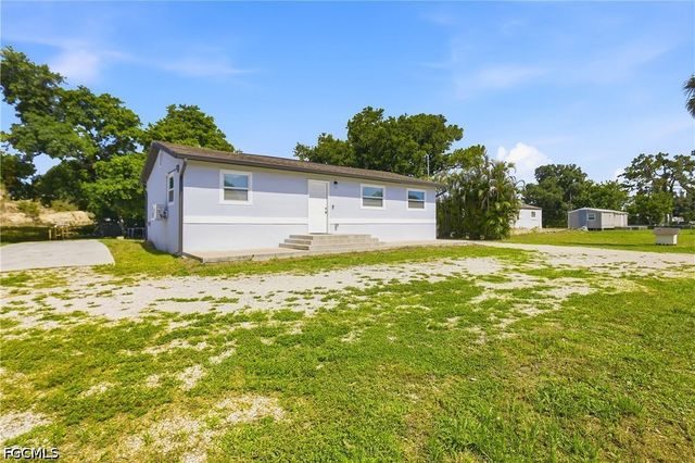 8338 McDaniel DR, North Fort Myers, FL 33917