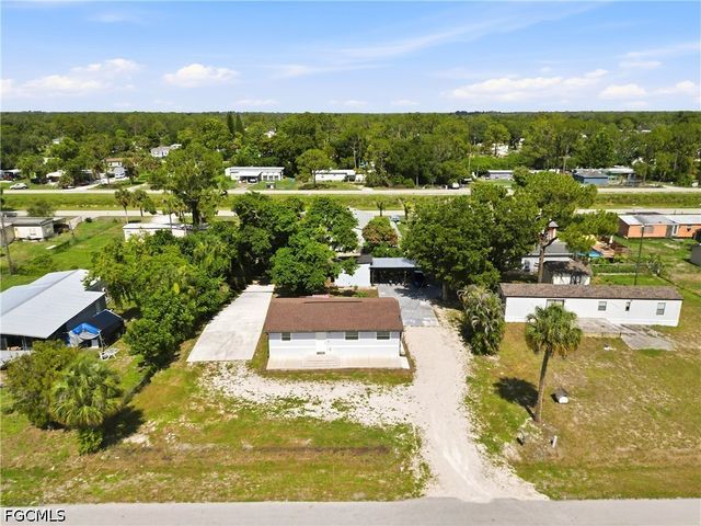 8338 McDaniel DR, North Fort Myers, FL 33917