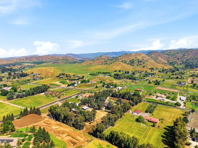 31153 Palm Drive, Exeter, CA 93221