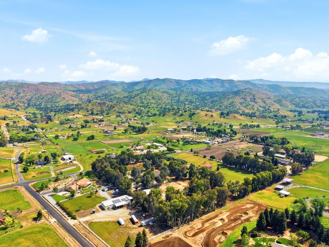 31153 Palm Drive, Exeter, CA 93221