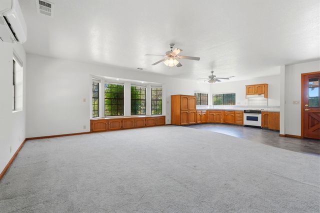 31153 Palm Drive, Exeter, CA 93221