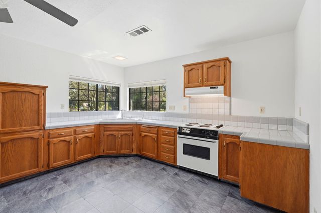 31153 Palm Drive, Exeter, CA 93221