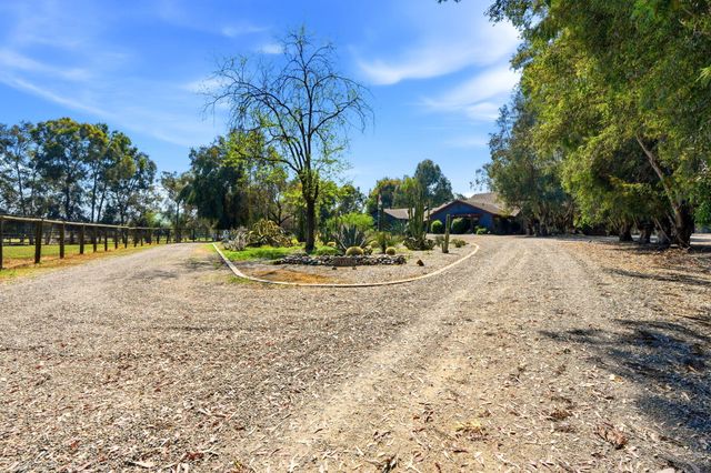 31153 Palm Drive, Exeter, CA 93221
