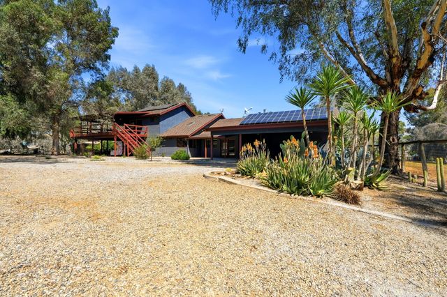 31153 Palm Drive, Exeter, CA 93221