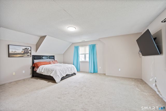14 Jason Court, Naugatuck, CT 06770