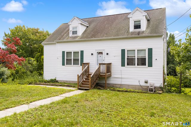 14 Jason Court, Naugatuck, CT 06770