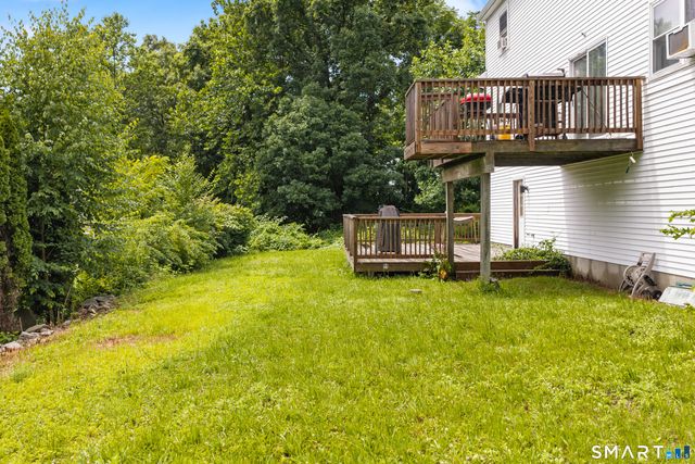 14 Jason Court, Naugatuck, CT 06770