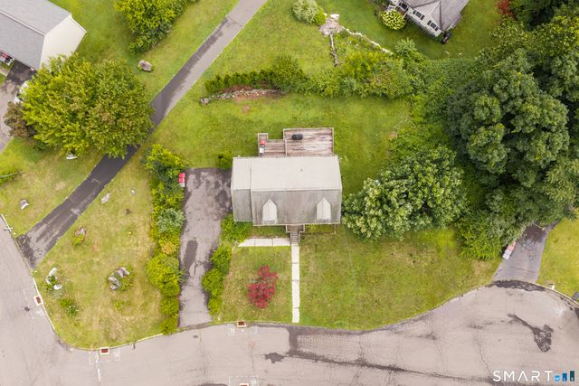 14 Jason Court, Naugatuck, CT 06770
