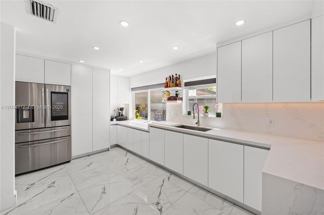 14446 SW 95th Ter, Miami, FL 33186