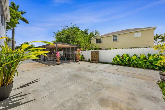 14446 SW 95th Ter, Miami, FL 33186