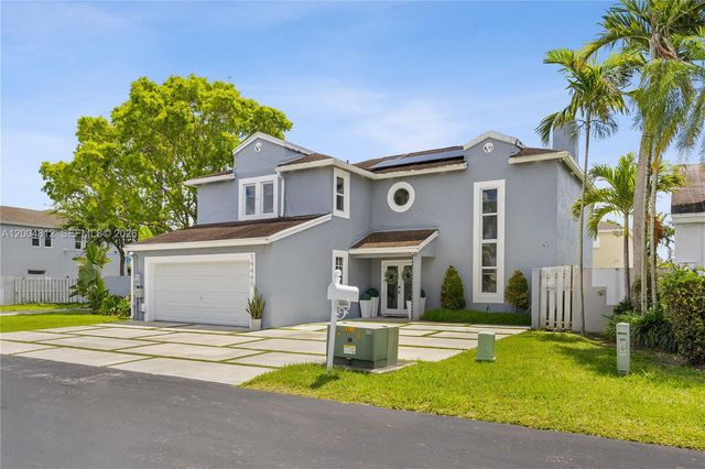 14446 SW 95th Ter, Miami, FL 33186