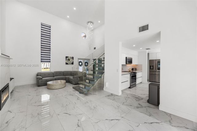 14446 SW 95th Ter, Miami, FL 33186