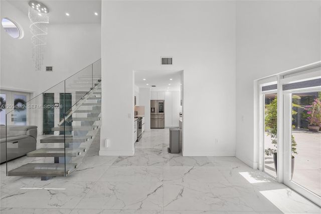 14446 SW 95th Ter, Miami, FL 33186