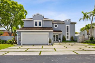 14446 SW 95th Ter, Miami, FL 33186