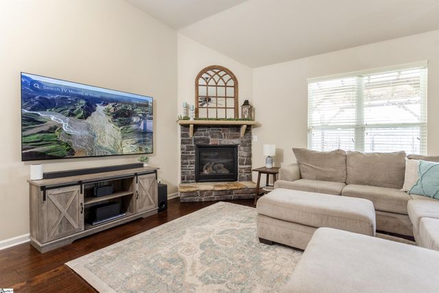 226 Lovelace Court, Simpsonville, SC 29681