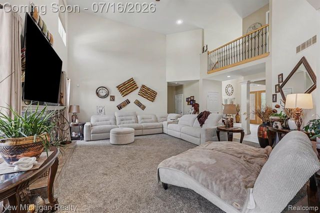 3812 Finch Drive, Troy, MI 48084